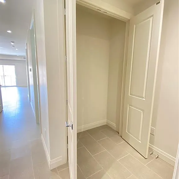 233 Watson Ave #305 — Photo 13