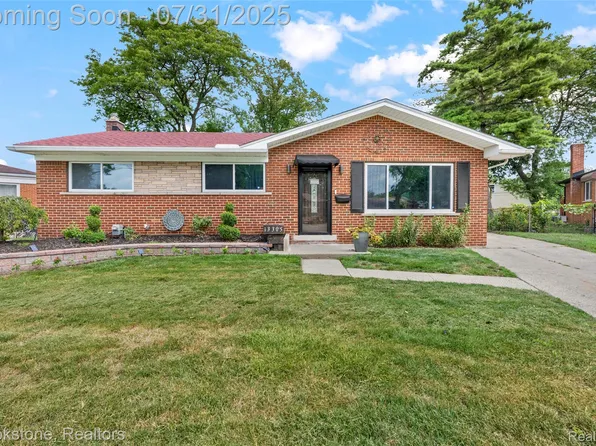 13305 Bloomfield Ave, Warren, MI 48089
