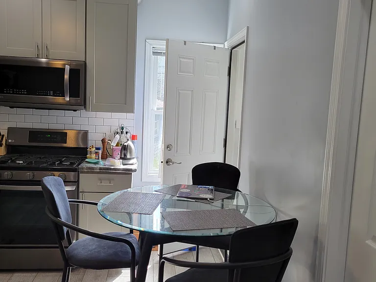 50 Amherst St — Photo 9