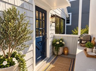 216 1/2 Amethyst St, Newport Beach, CA 92662