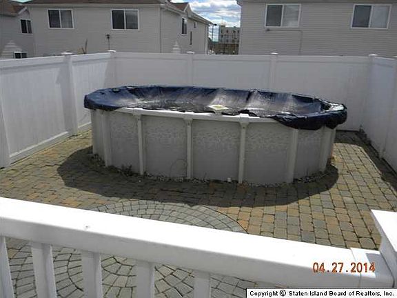 4th image of 130 Alberta Ave