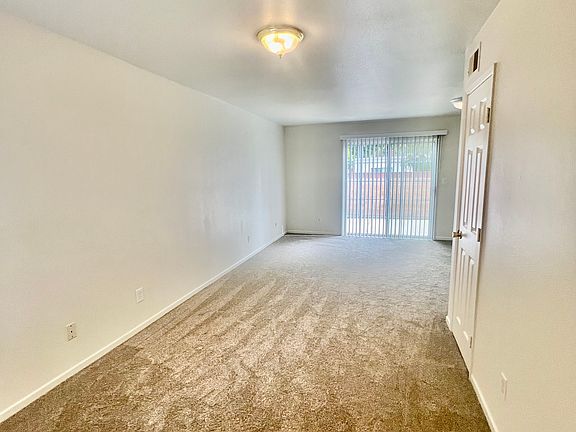 4th image of 11530 215th St