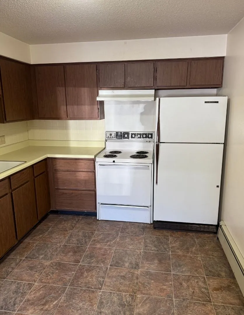 Lunar Properties 806 Jefferson St. — Photo 1