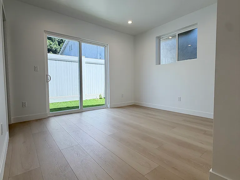 11481 W Erwin St — Photo 6