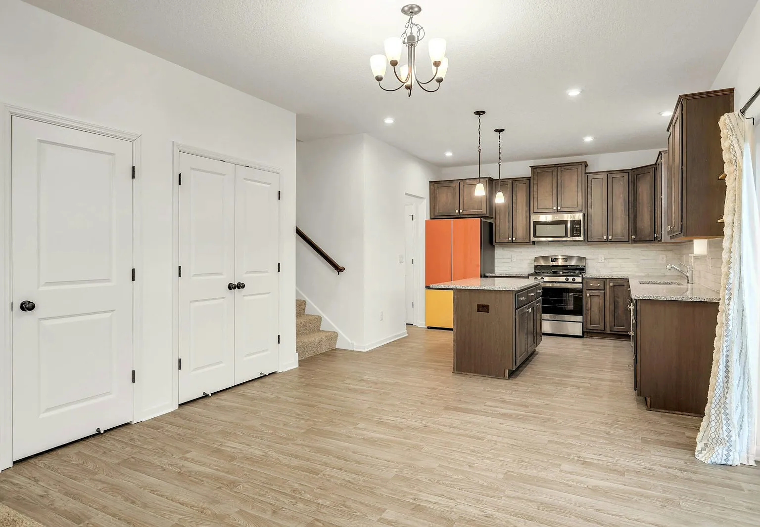 24313 Edgewater Drive — Photo 3