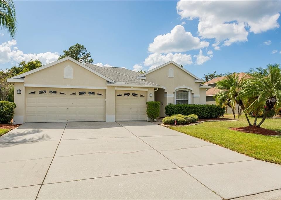 1st image of 2401 Wood Pointe Dr