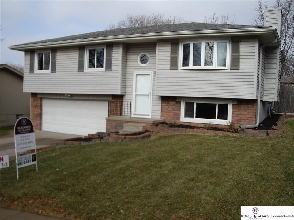 1st image of 14914 Olive St