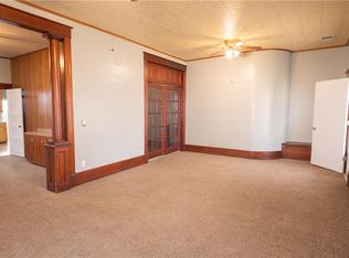 803 E 6th St, Cherryvale, KS 67335