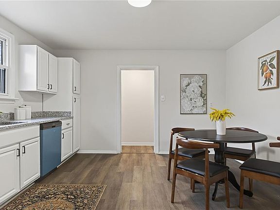 3rd image of 3229 Knox St