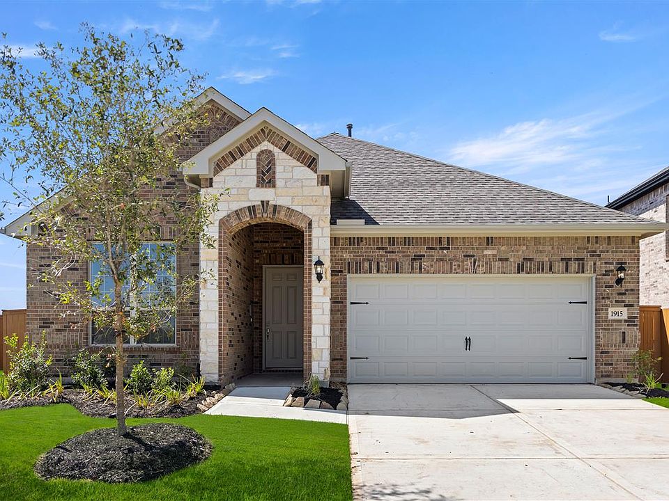 1915 Garden Dew Drive