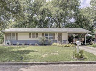 1819 Eisenhower Dr, Vicksburg, MS 39180