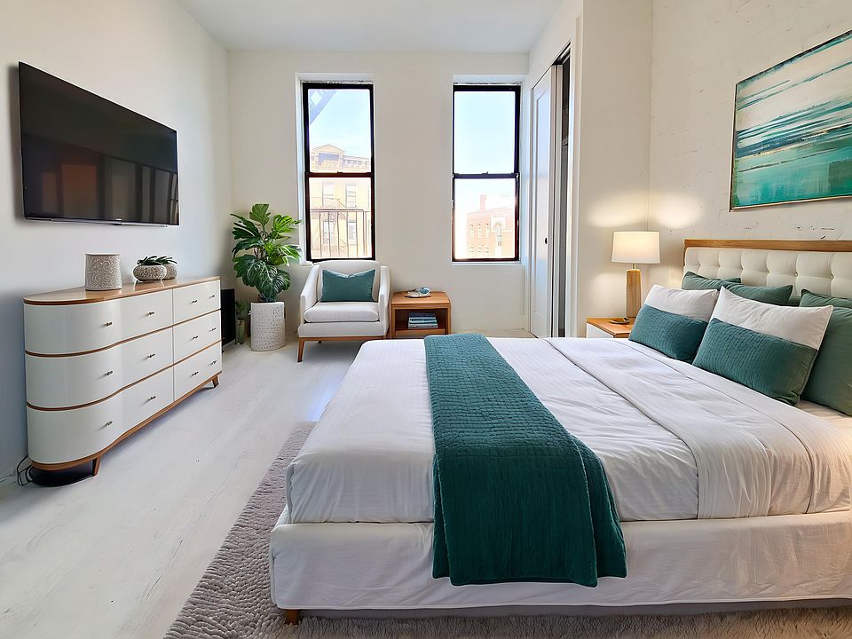 1st image of 750 Washington Ave #2LA