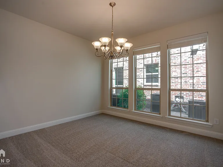 3316 Damsel Sauvage Ln — Photo 9