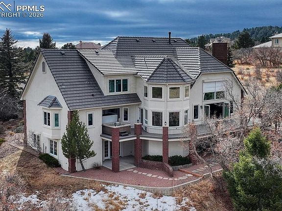 3rd image of 620 Forest View Way