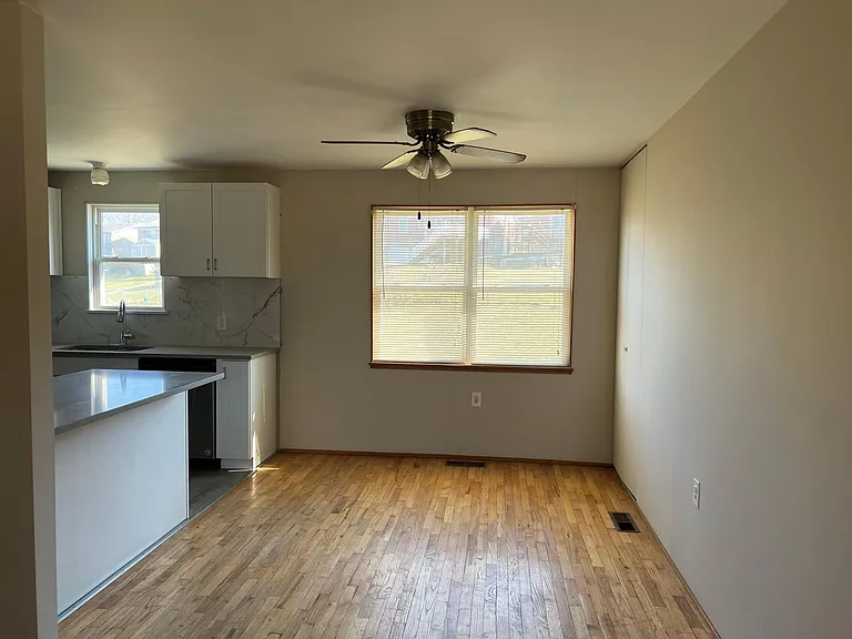 9026 Lemona Dr — Photo 6
