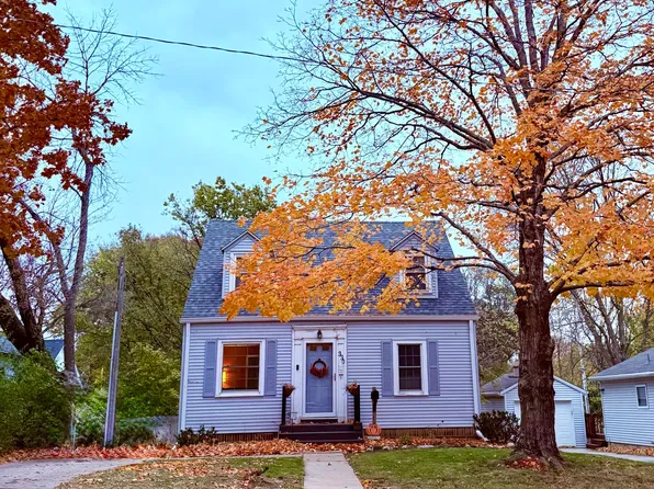 330 Franklin Ave, Ames, IA 50014