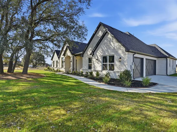 104 Trace Dr, Weatherford, TX 76087