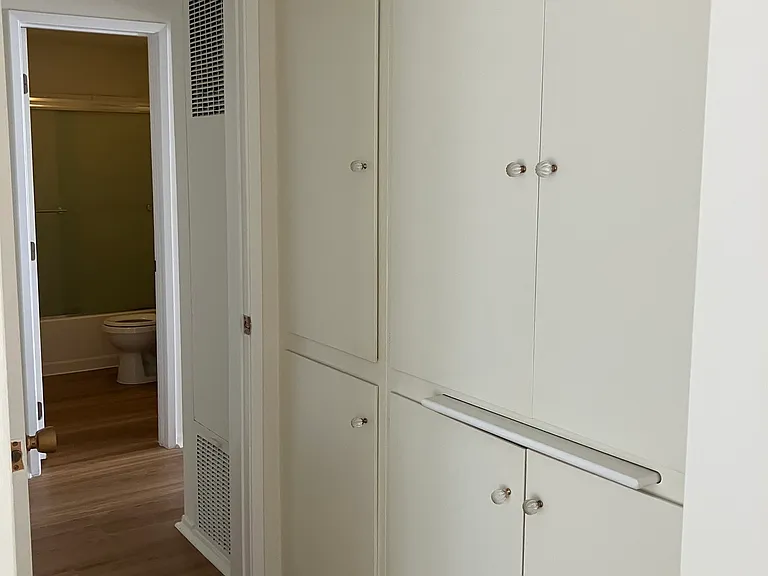1749 Butler Ave #1 — Photo 13