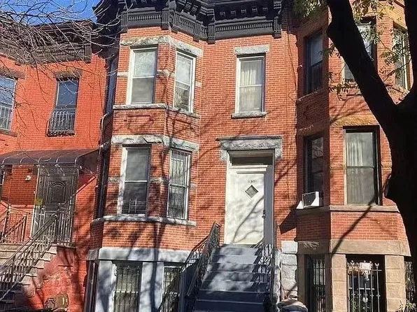 457 49th St, Brooklyn, NY 11220