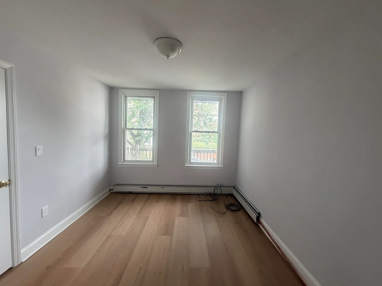 2 bed, 1.0 bath, 800 sqft, $2,100 — Photo 3