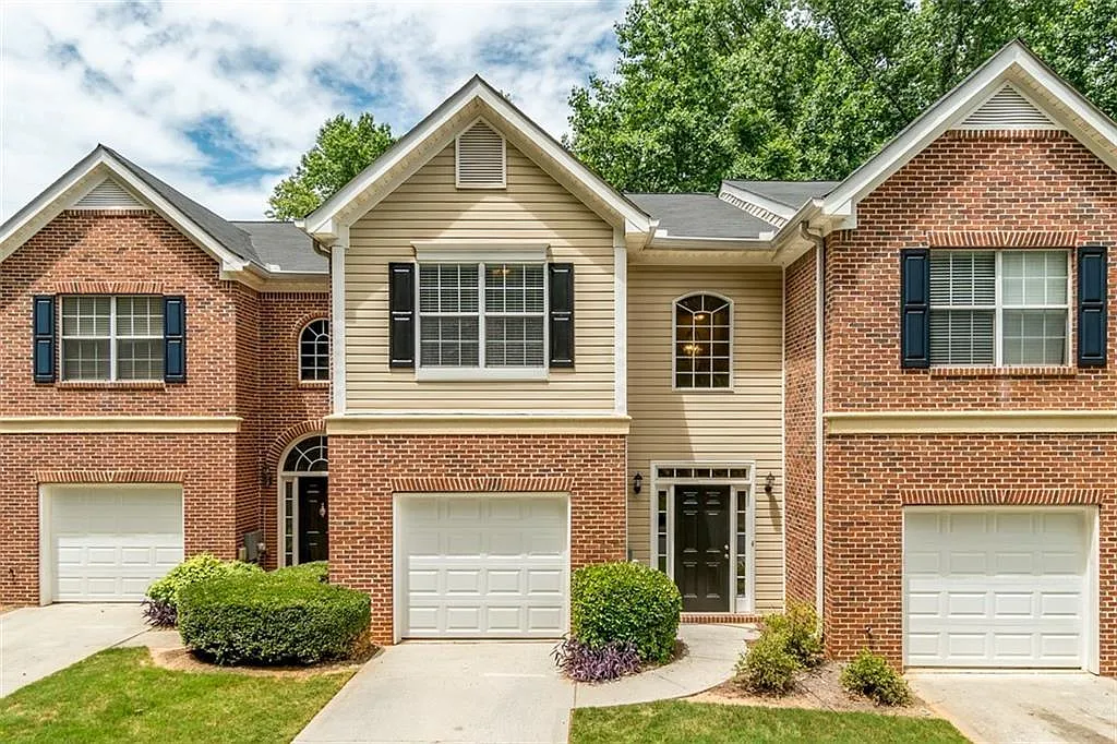 3 bed, 2.5 bath, 1828 sqft, $2,250 — Photo 1