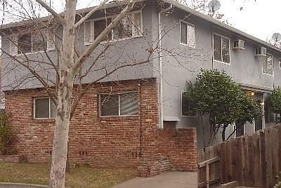 1st image of 3011 G St APT 4