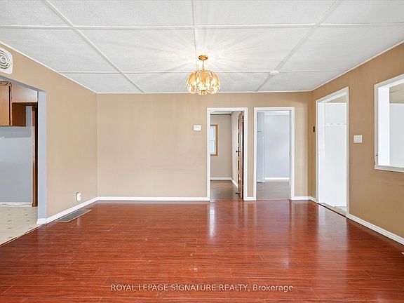 5th image of 54 Farley Cir