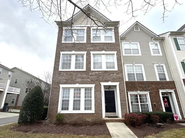 7023 Brighton Park Dr, Mint Hill, NC 28227