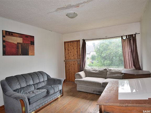 2nd image of 664 7th Street E