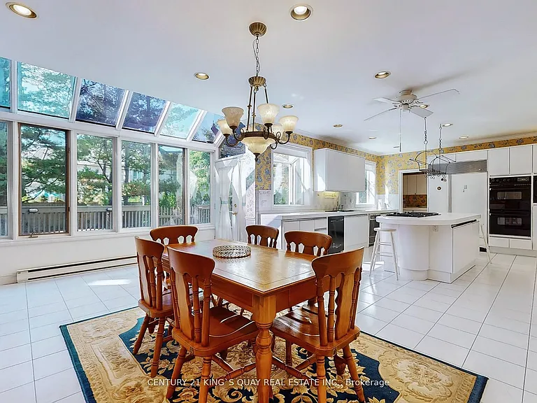 20 Limcombe Dr — Photo 9