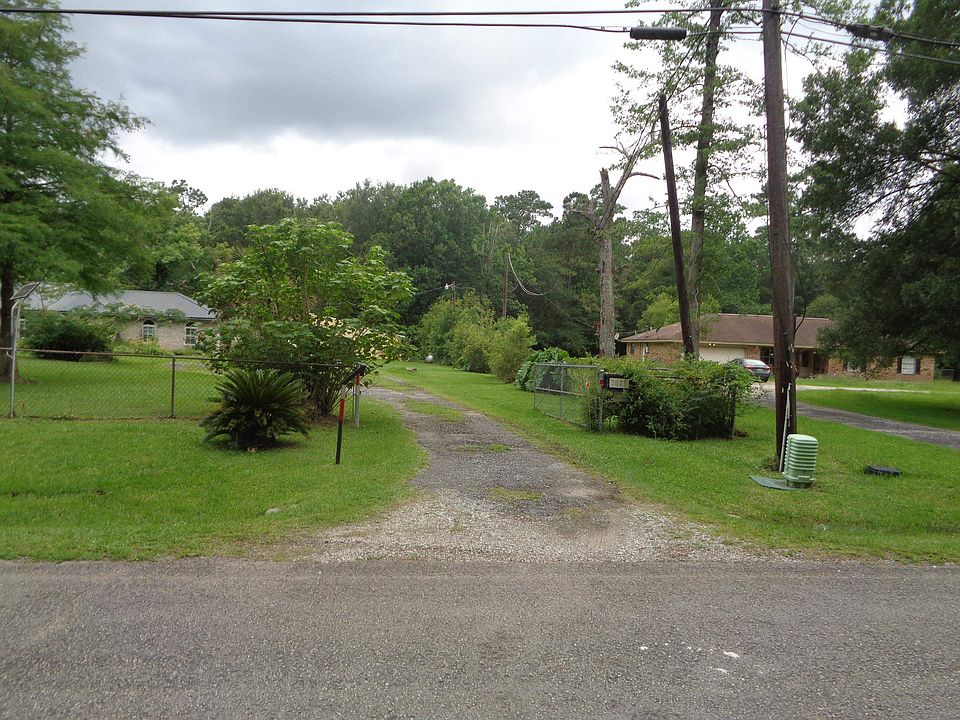 2nd image of 7621 Head St
