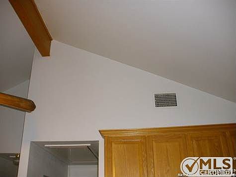 4th image of 219 Savannah Dr