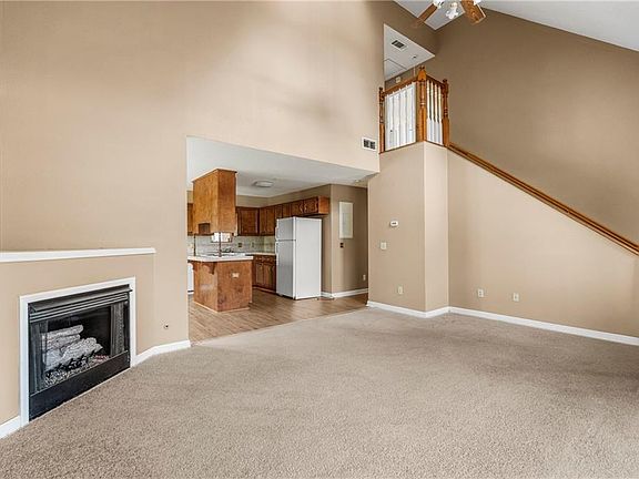 4th image of 207 Mill Pond Dr
