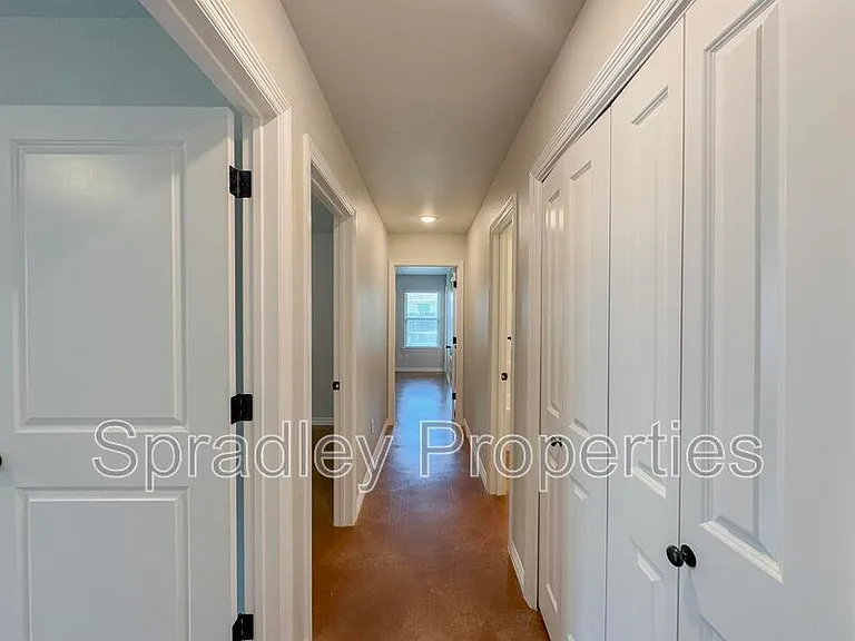 202 Juniper Dr #A — Photo 9