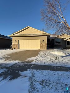 6803 S Witzke Ave, Sioux Falls, SD, 57108
