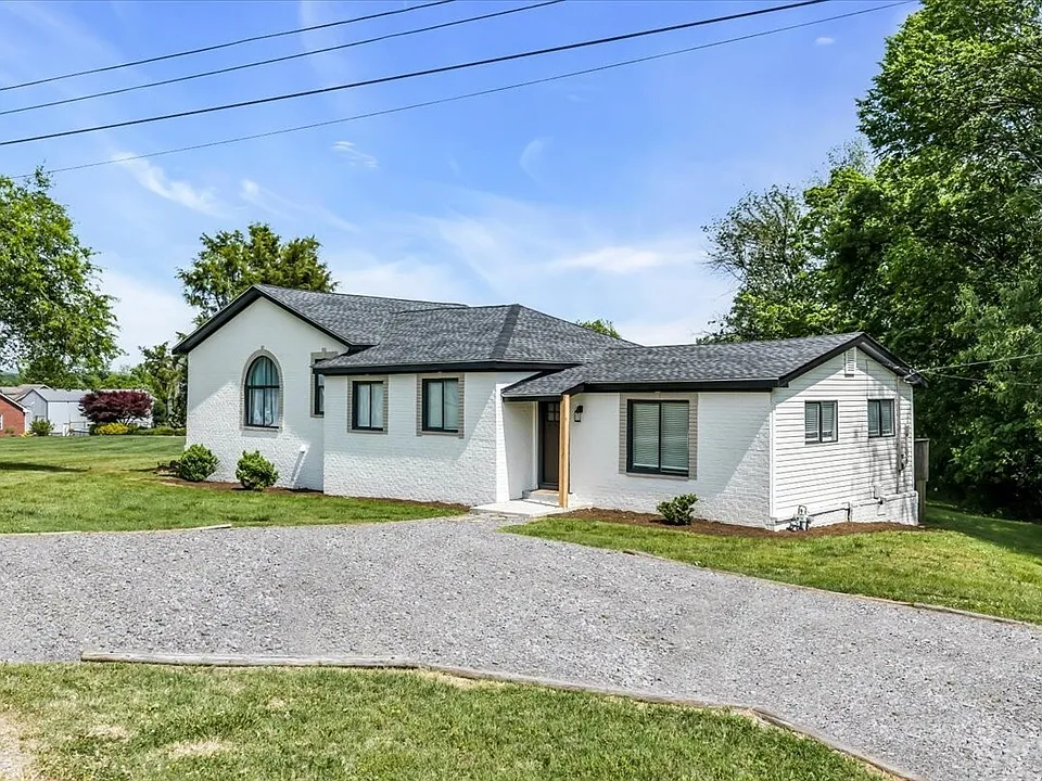 1000 Pruitt Ln