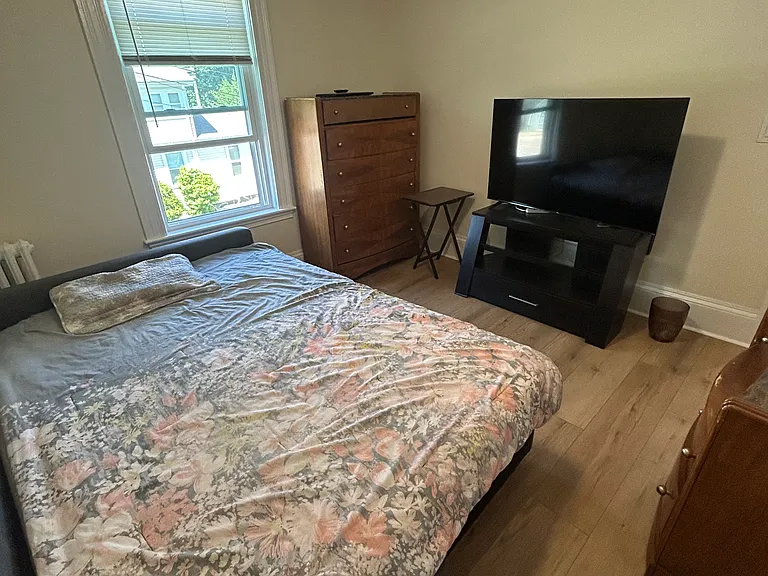 401 Adams St #2 — Photo 3