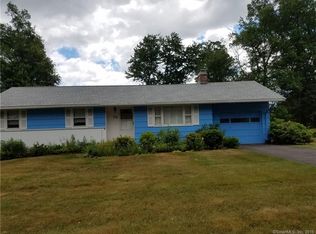 72 Hillside Manor Ave, Vernon, CT 06066