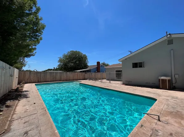 5049 54th St, San Diego, CA 92115