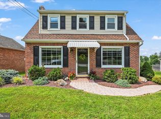 225 W Ore St, Seven Valleys, PA 17360