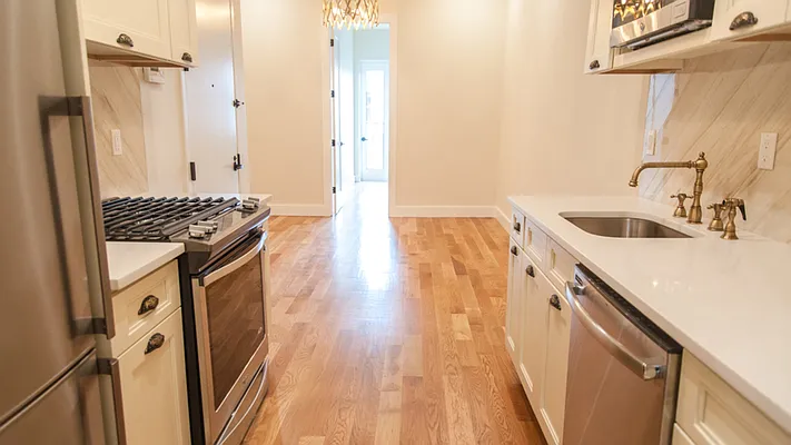 Rented by Nooklyn NYC LLC | media 36