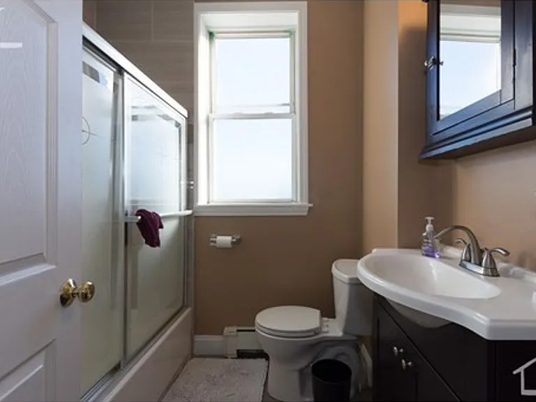 10 Glenville Ave #4A — Photo 10