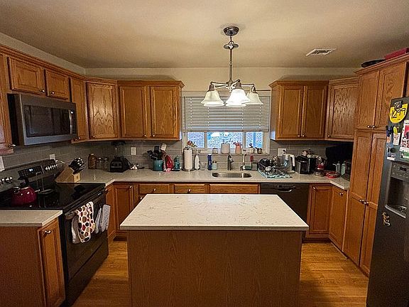 5th image of 2200 Olcott Ave
