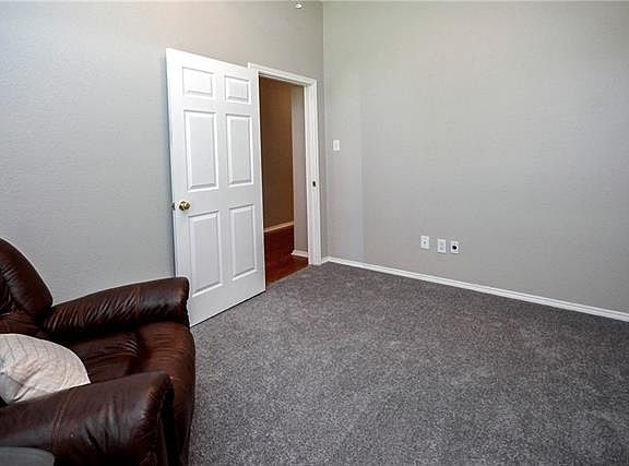 3rd image of 8016 Montecito Dr