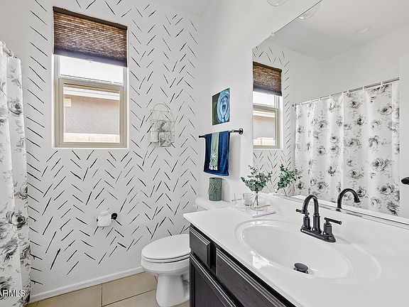 4th image of 34056 N ELIZABETH Avenue