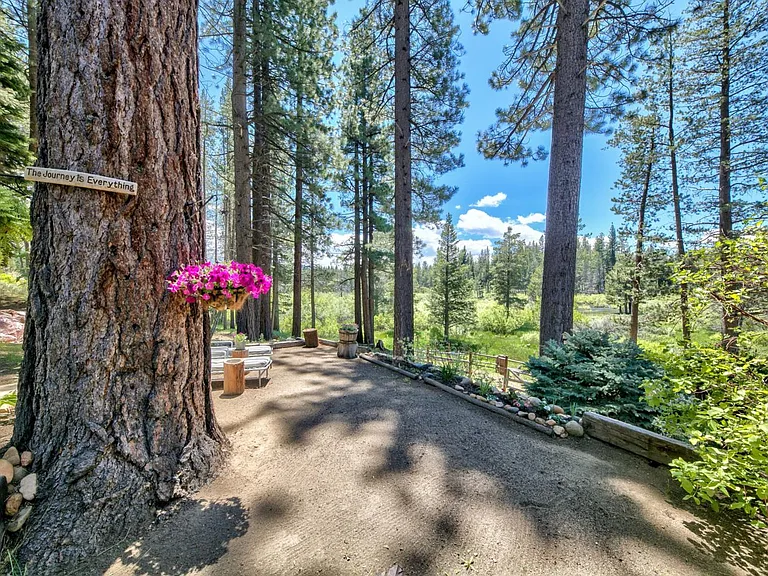 1480 Ormsby Dr — Photo 24
