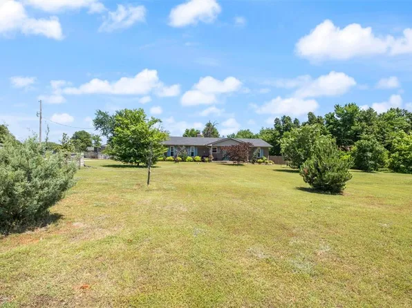2340 S Rockwell Ave, Newcastle, OK 73065