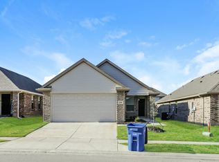 1506 Mark Ln, Ennis, TX 75119
