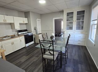 24 Tallman St #2S, New Bedford, MA 02746