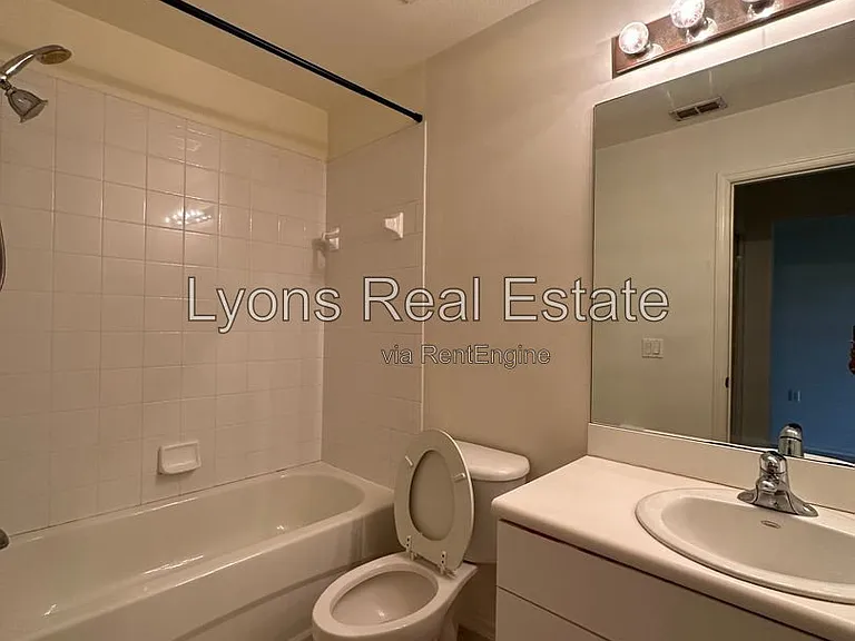 8341 Whiskey Preserve Cir #522 — Photo 14